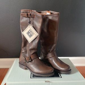 Brand new in box Veronica slouch boots by Frye.